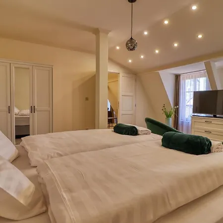 Manna Apartment *